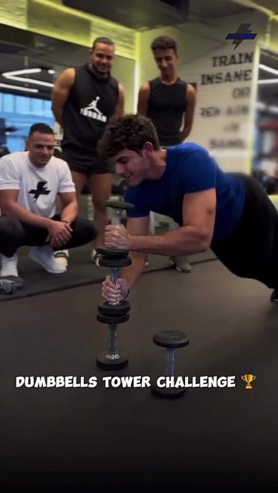 Dumbbells tower challenge ! 😱