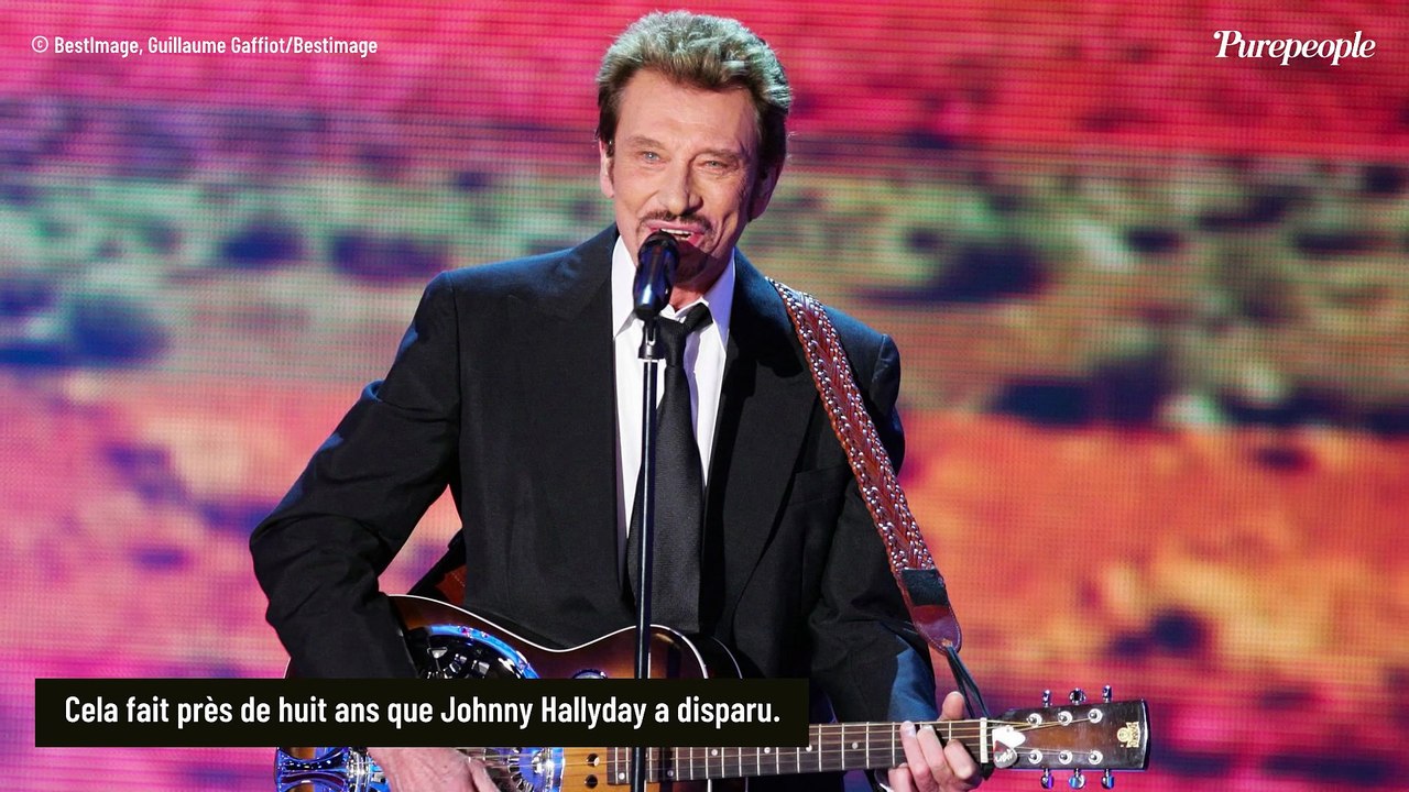 Un chanteur français très populaire écarté de l'entourage de Johnny Hallyday sans explication : "J'ai été rayé de la carte"
