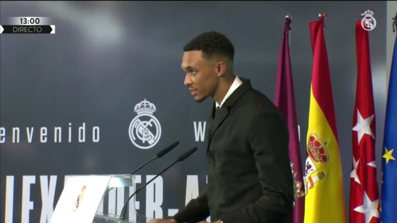 Trent Alexander-Arnold se presenta con el Real Madrid... ¡hablando en español!