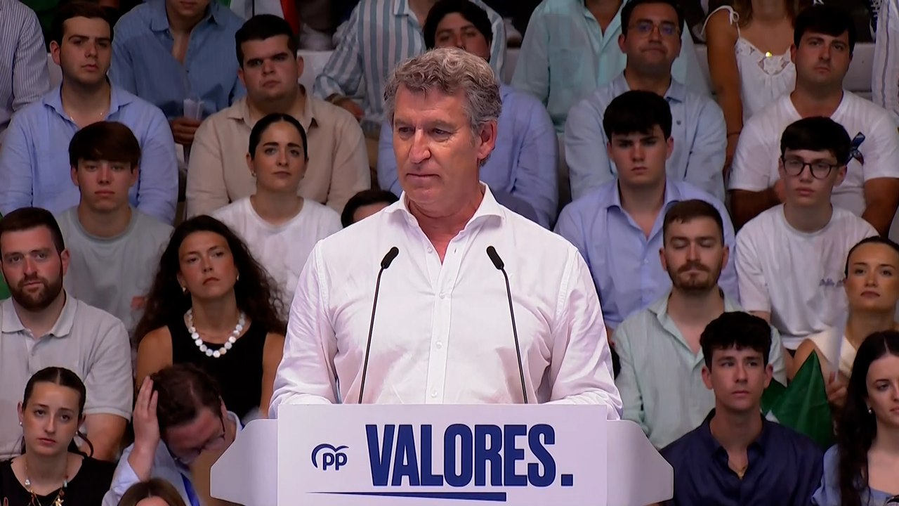 Feijóo: "Sánchez tiene que irse por cómplice y por mentiroso"