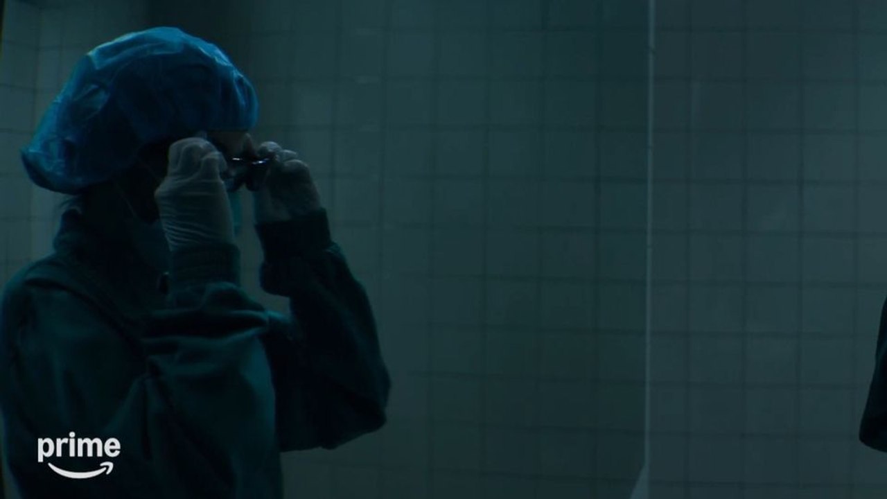 Infiltrada en el búnker Tráiler