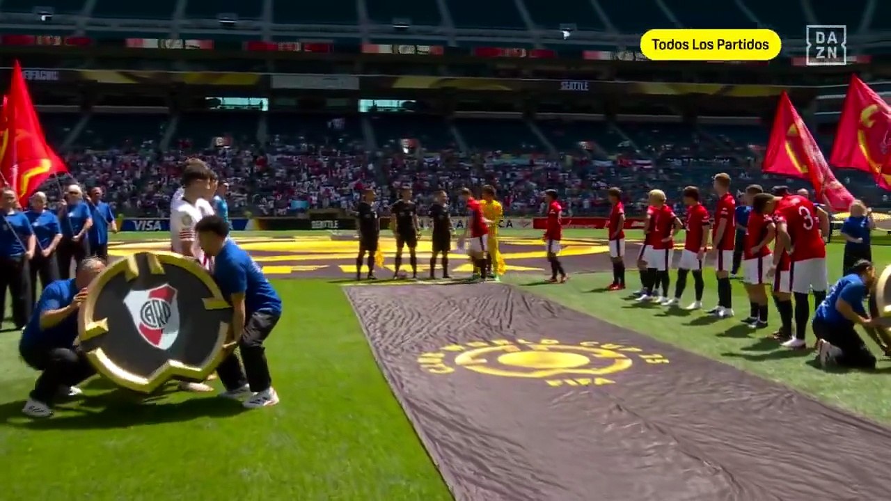 El no saludo del capitán del Urawa Red Diamonds