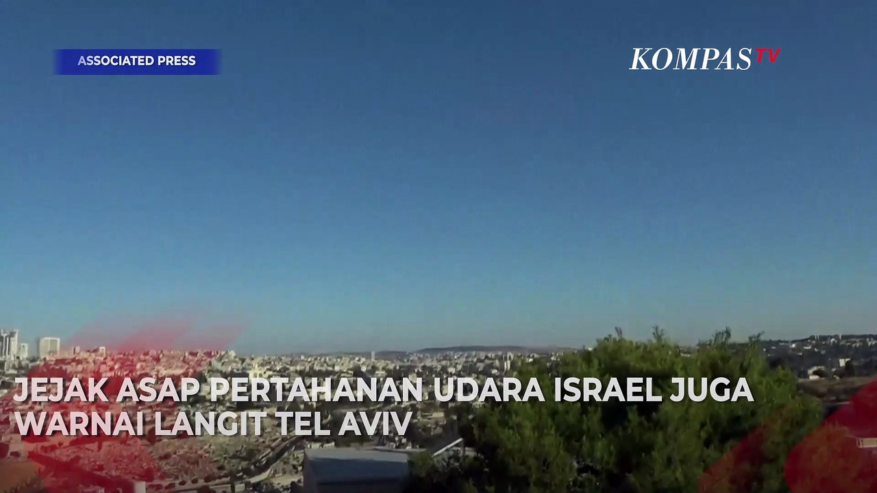 Jejak Asap Rudal Iran di Langit Israel, Disambut Sirene Serangan Udara!
