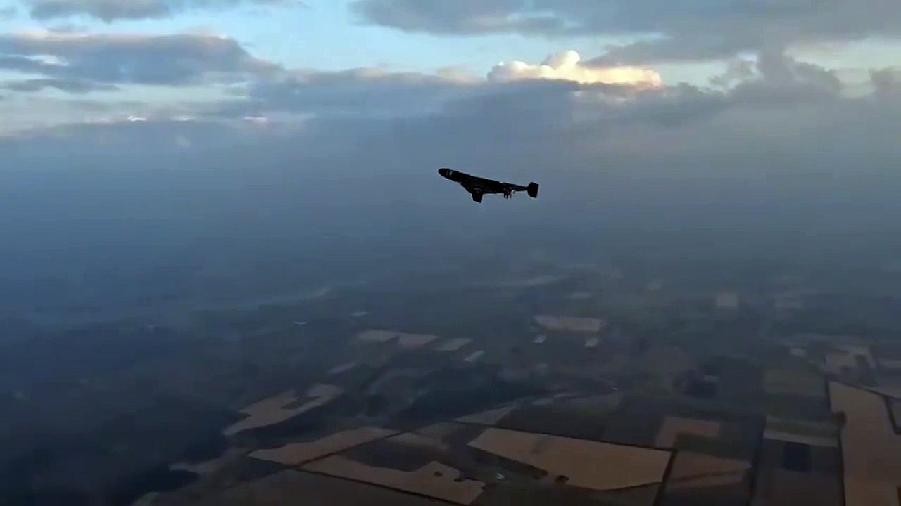 Wideo: Ukraiński Mi‑24 śledzi z bliska drona kamikadze Geran‑2