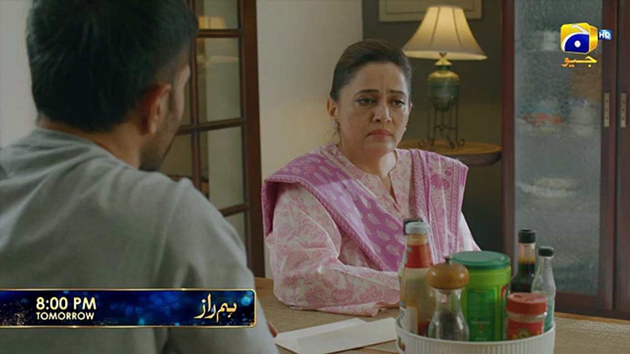 Humraaz Episode 17 Promo_ Tomorrow_at_8_00_PM_only_on_Har_Pal_Geo(360p)