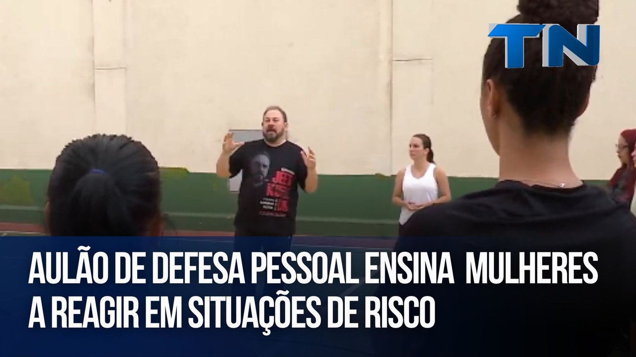 Aulão de defesa pessoal ensina mulheres a reagir em situações de risco