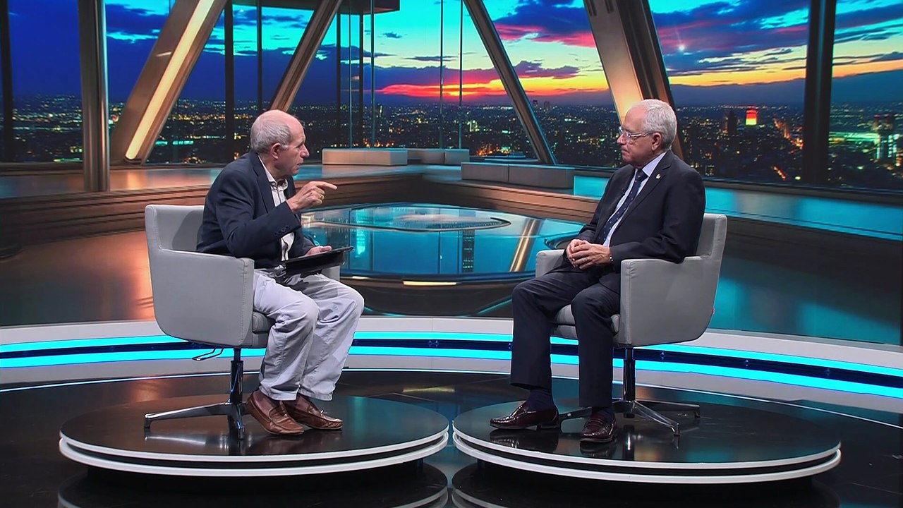 Óscar Izquierdo de FEPECO revela los desafíos del sector de la construcción en Santa Cruz 🏗️