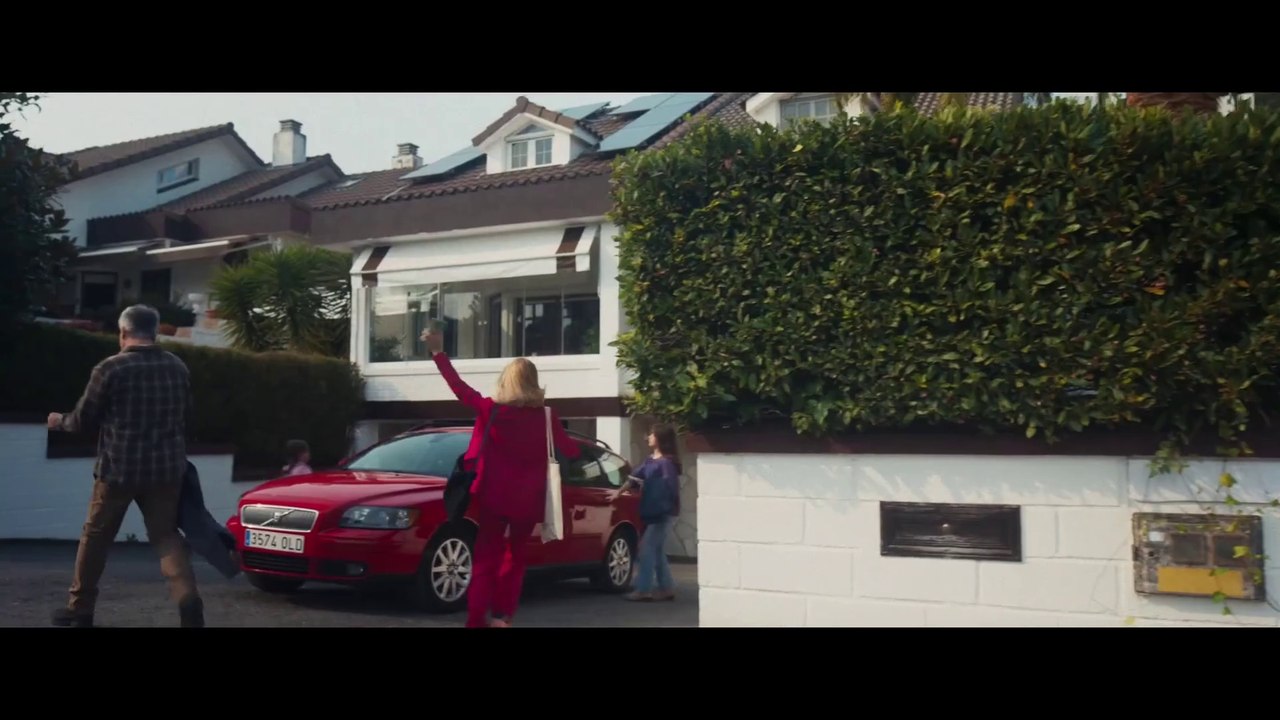 Sin cobertura Tráiler