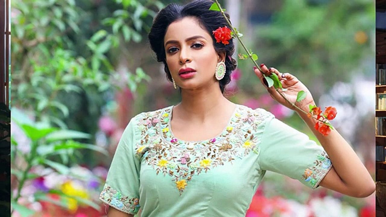 Pallavi Debnath Back Story 😱 | Pallavi Debnath Bold Webseries List | Ullu