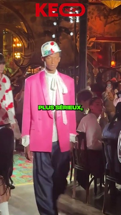 ANYME AVEC MIA KHALIFA 🤣