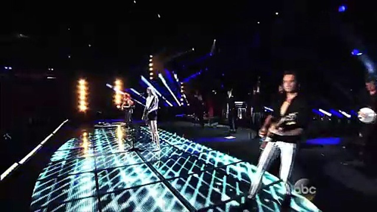 Red - Taylor Swift (live)