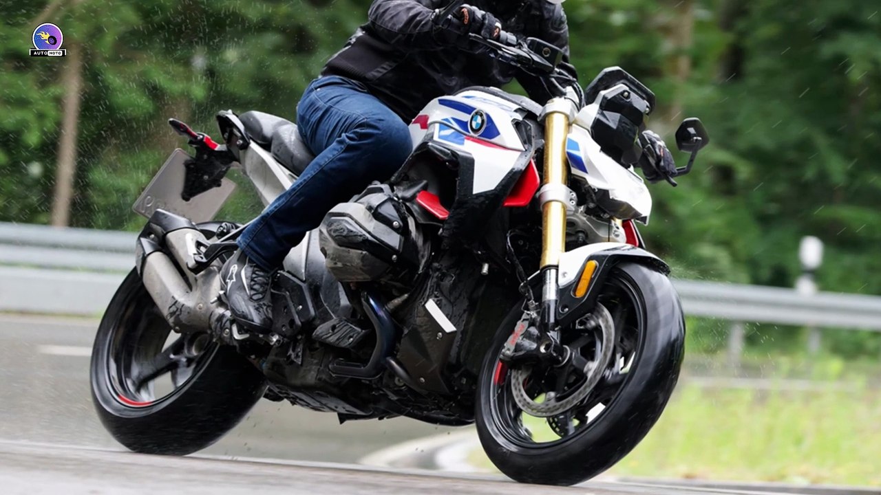 BMW’s Game-Changing Suspension Tech Explained | Dynamic Spring Rate at the Push of a Button!