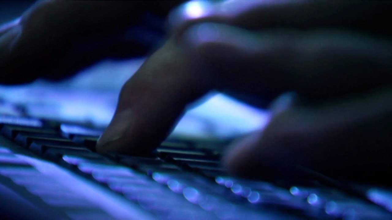 Qantas customers affected by cyber attack told to be alert for scams