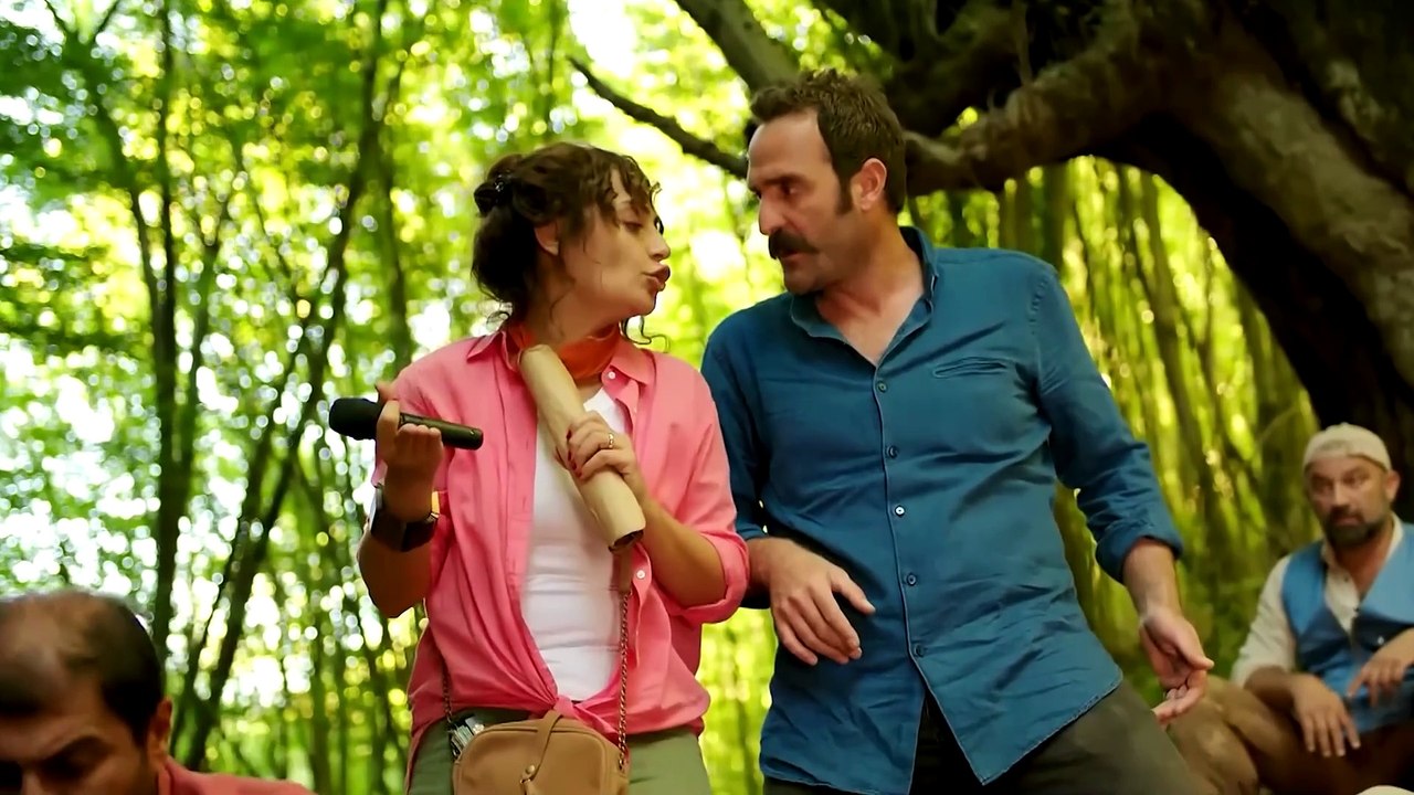 Çakallarla Dans 4 Komedi Filmi İzle