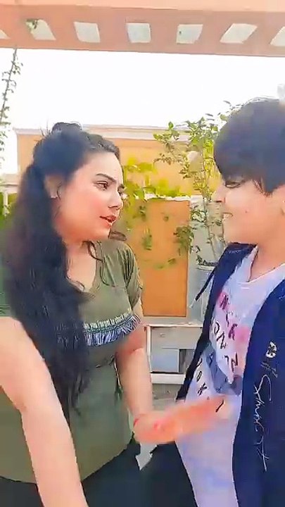 Mother Son Viral Dance  #viralhotdance #bhojpurihitsong#shortfeeds