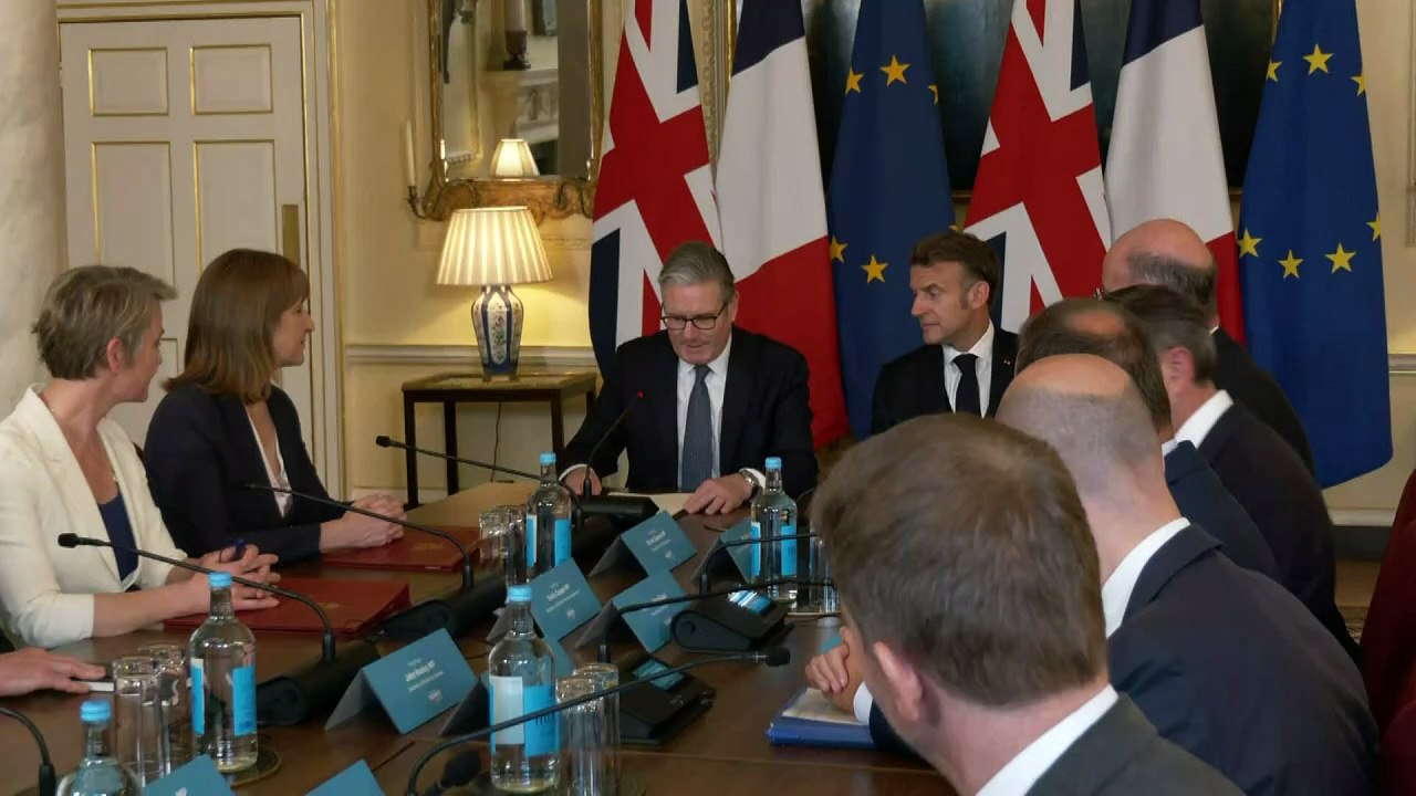 Starmer vows 'new tactics' on illegal migration