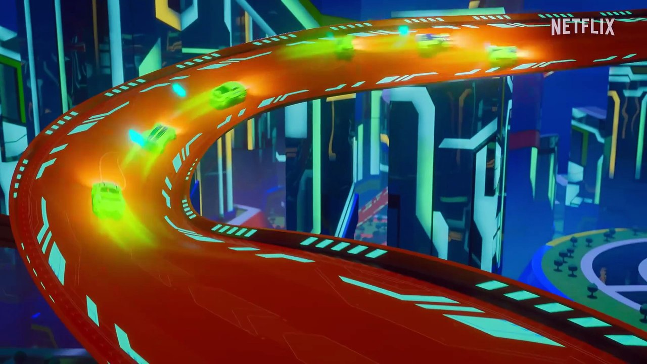 Sticky S'mores Madness on the Tracks! _ Hot Wheels Let's Race _ Netflix Jr