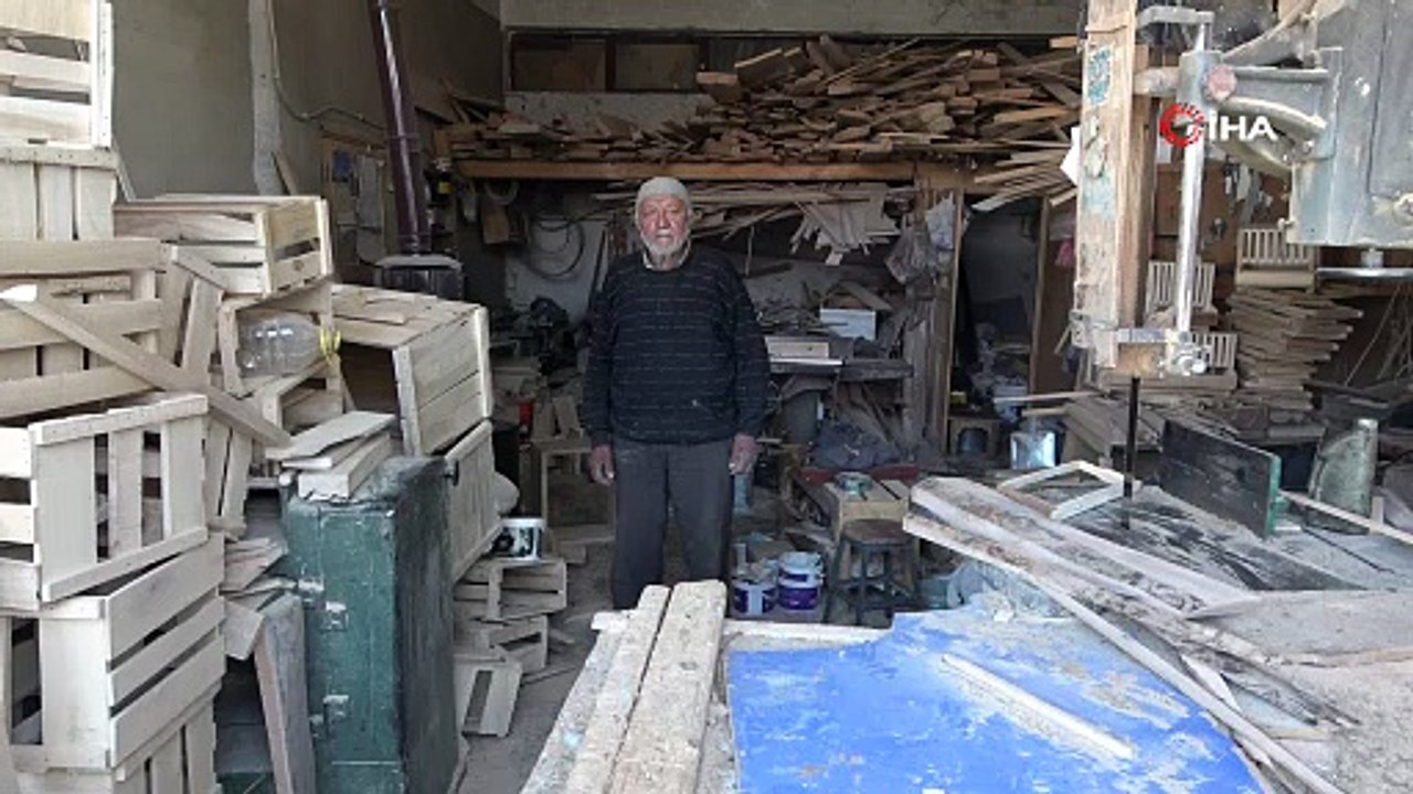 Ömrünü bu işe adadı! 73 yıldır tezgah başında