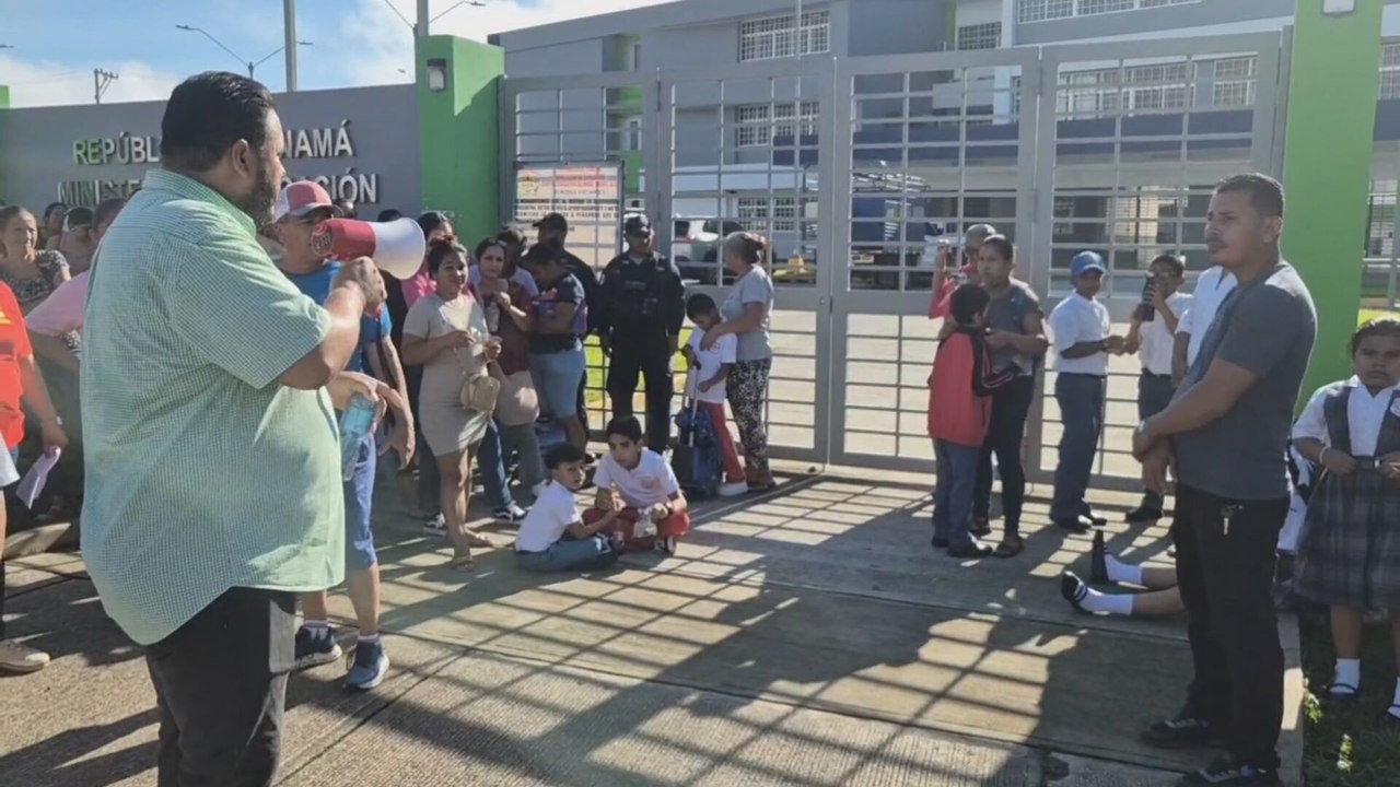 Regreso a clases con matices: normalidad en la capital mientras persisten conflictos en el interior