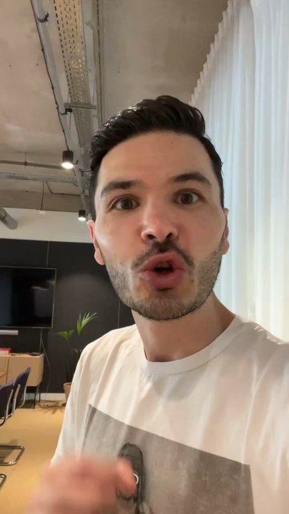 TROMPE SA FEMME CONCERT COLDPLAY 😱