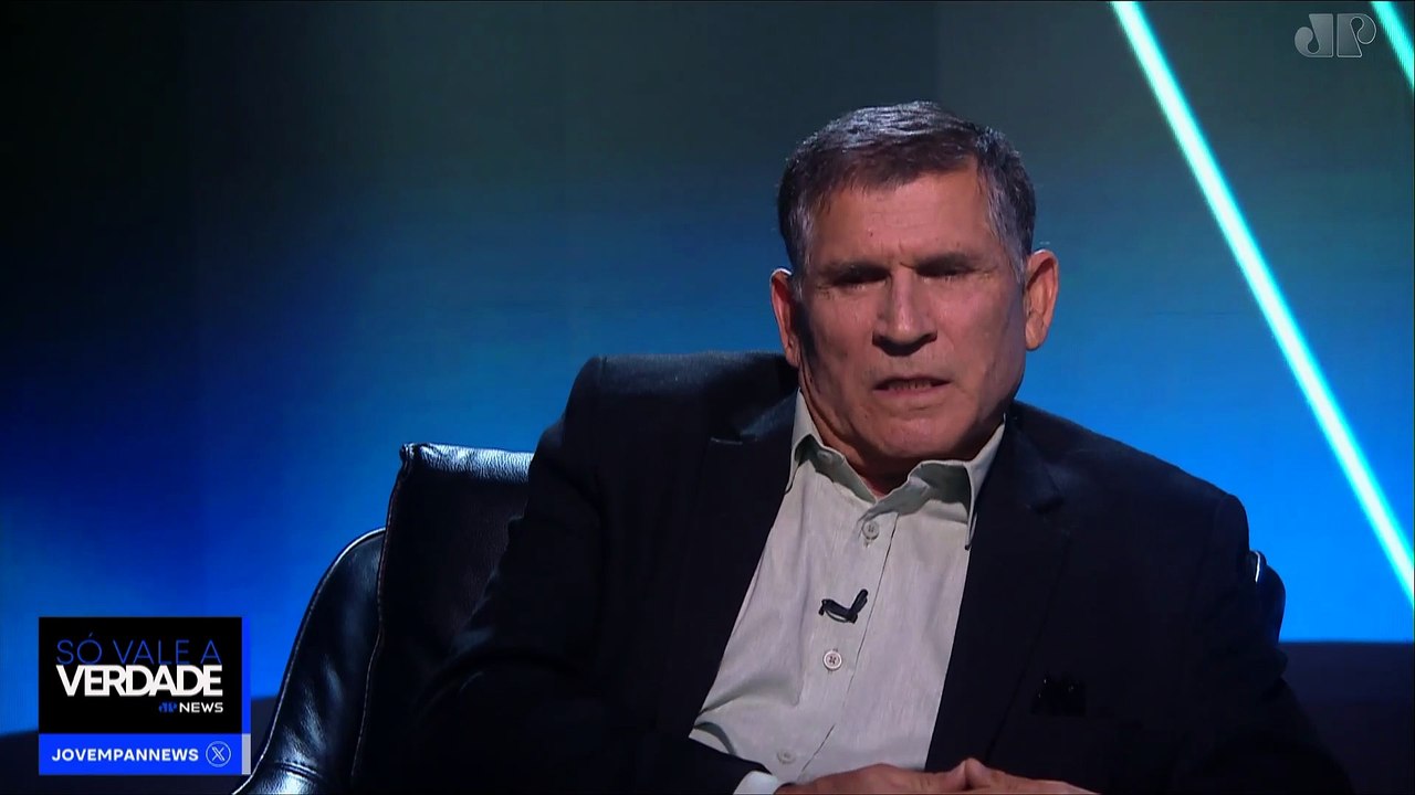 General Santos Cruz critica brasileiros que apoiam taxação dos Estados Unidos: “Fanatismo”