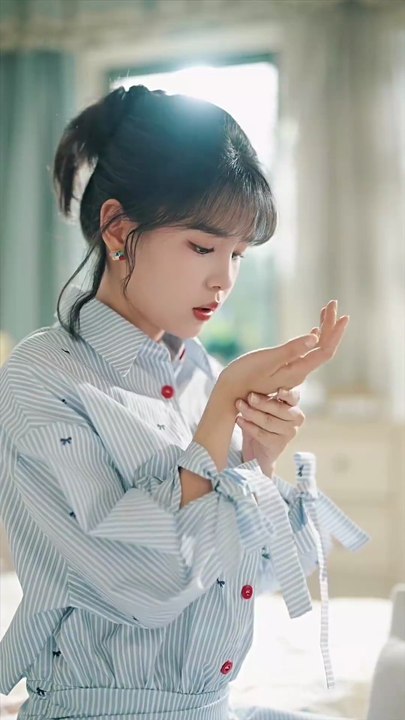 偏你来时正逢春 - 1 | Eng Subs