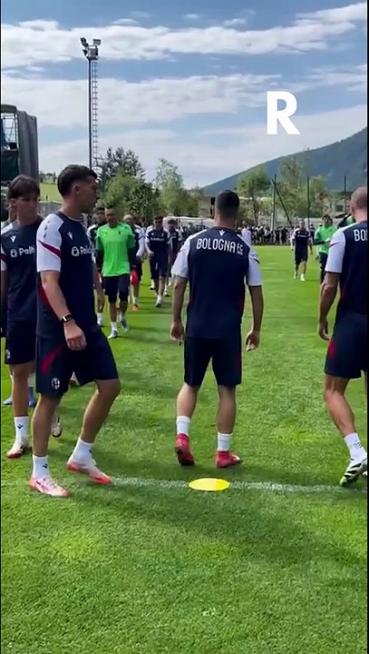 Bologna FC: Federico Bernardeschi's First Training Session ⚽
