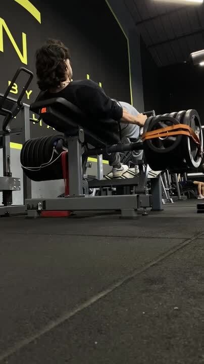 Man Accidentally Breaks Gym Machine While Doing Hip Thrusts