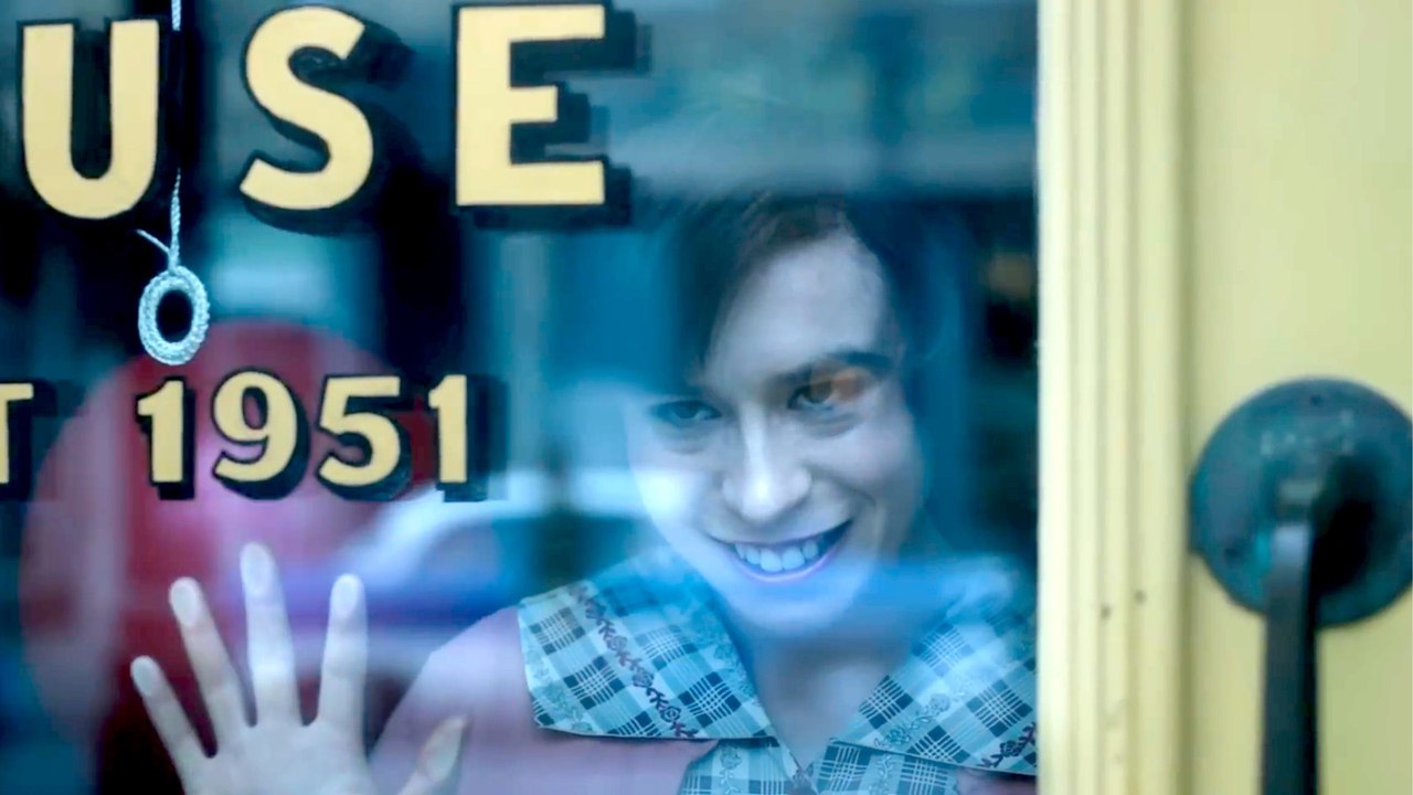 Official Teaser Trailer for IT: Welcome to Derry