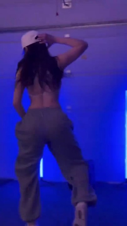 Best Viral Dance 💃  cute girl