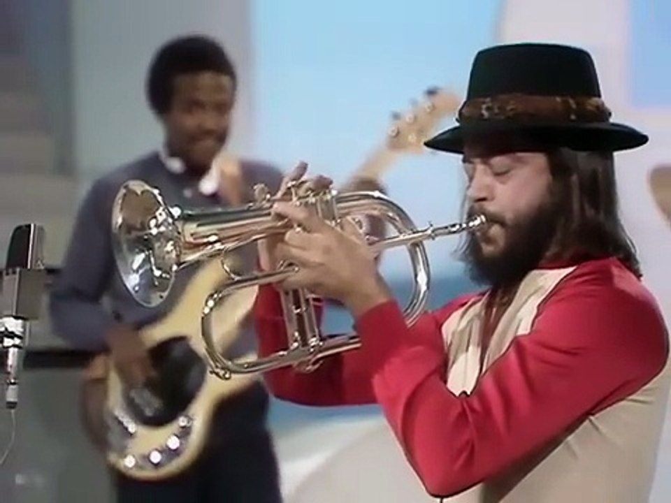 Chuck Mangione - Feels So Good