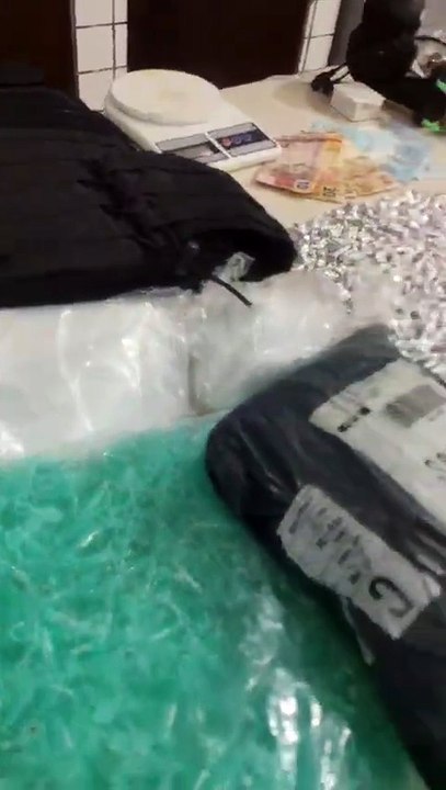 Suspeito apontado como gerente do tráfico em Candeias 'cai' em cerco do PETO