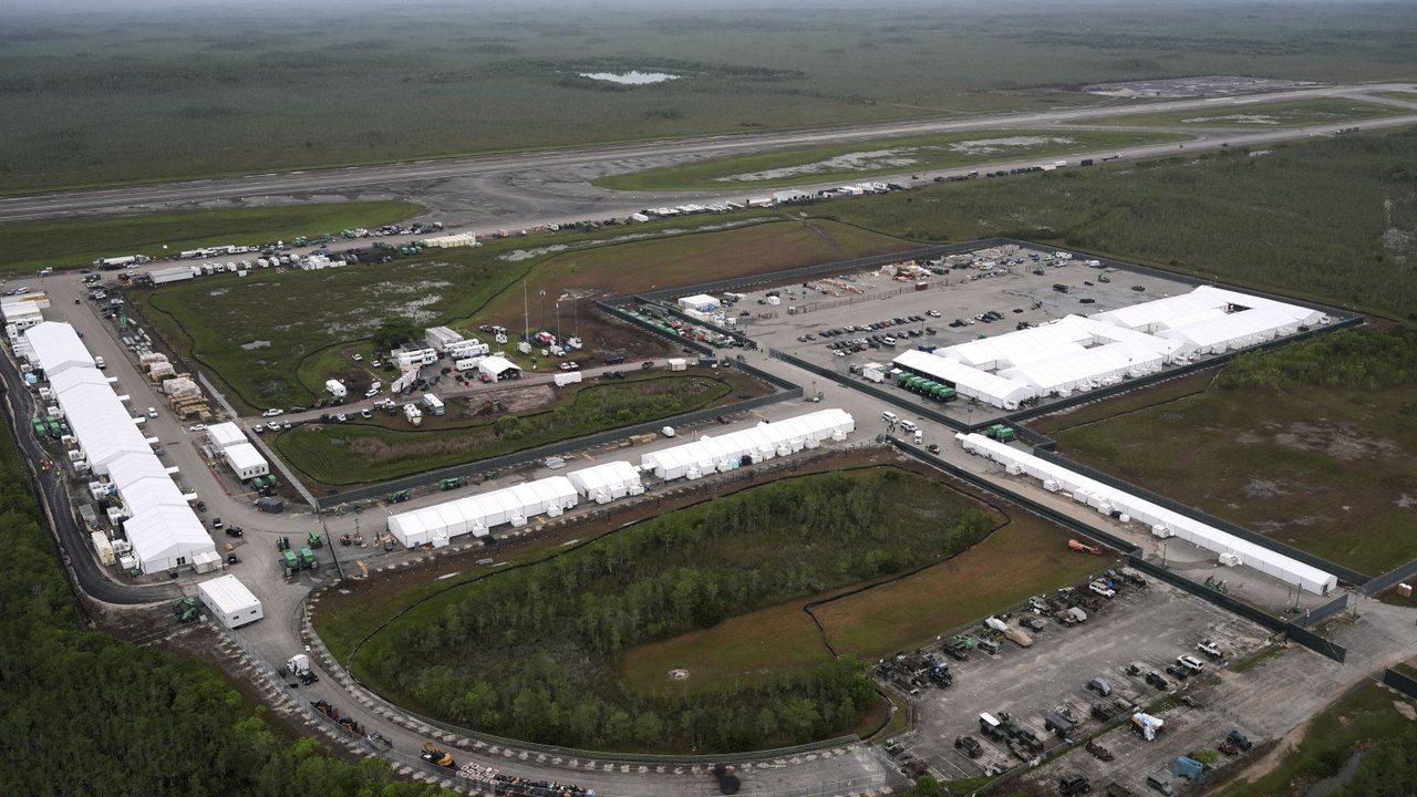 Entrevista con detenido en Alligator Alcatraz