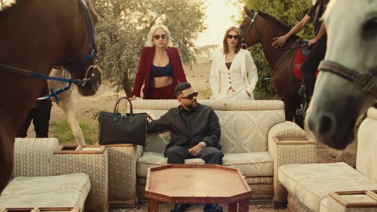 Karan Aujla - At Peace (Official Music Video)