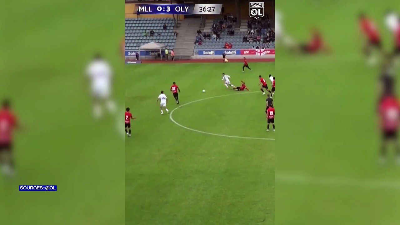 Le premier but en professionnel de Khalis Merah, le nouveau crack de l'OL