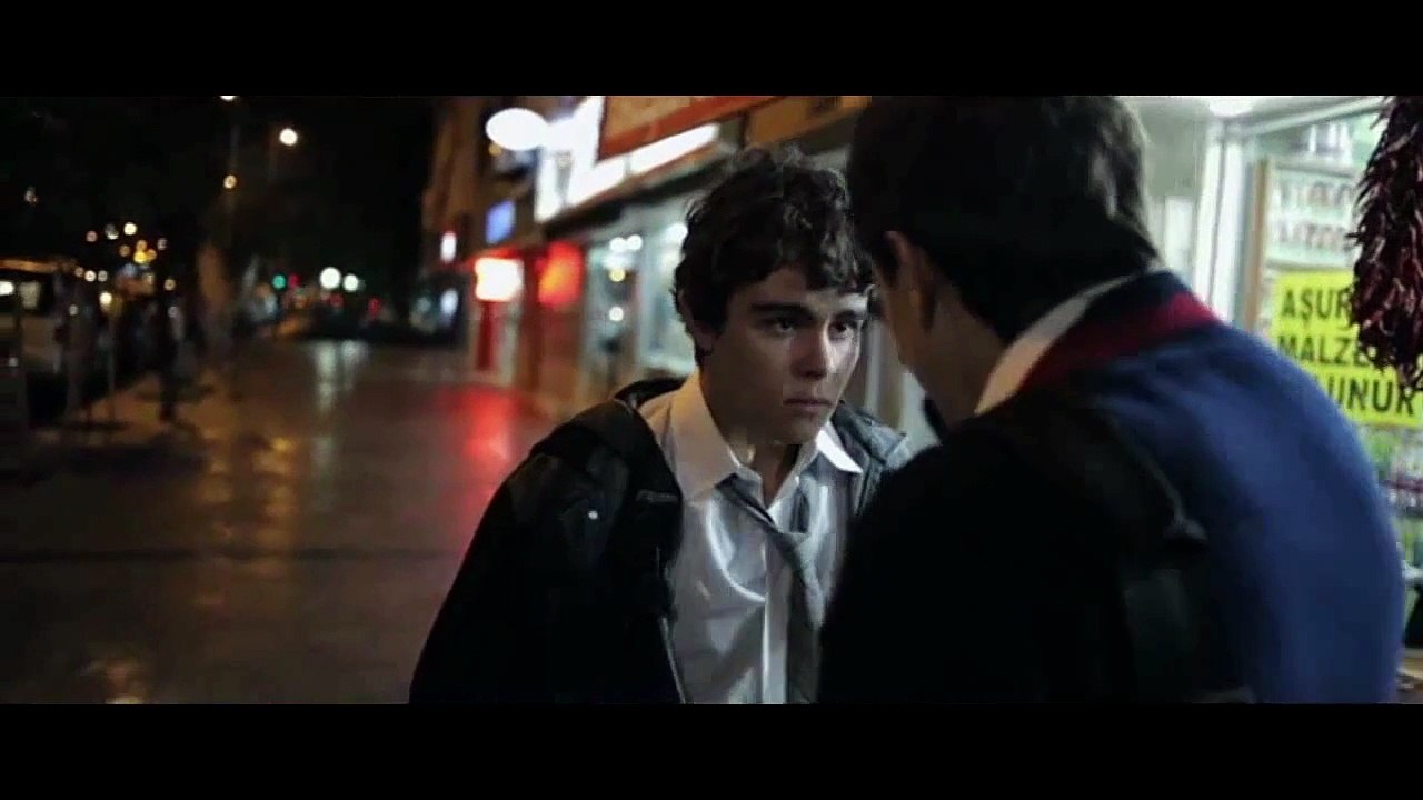 Köksüz (2013) – A Heartfelt Drama & Romance Film