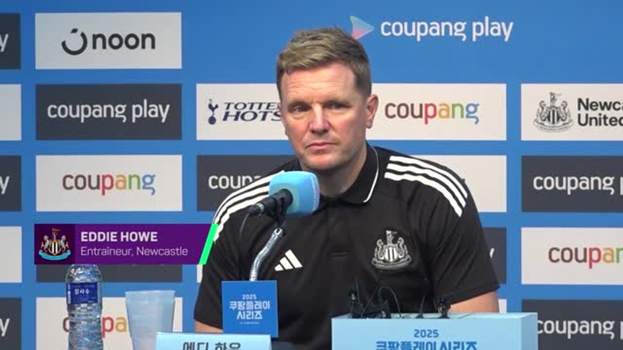Newcastle - Howe espère retrouver Isak rapidement à l'entraînement