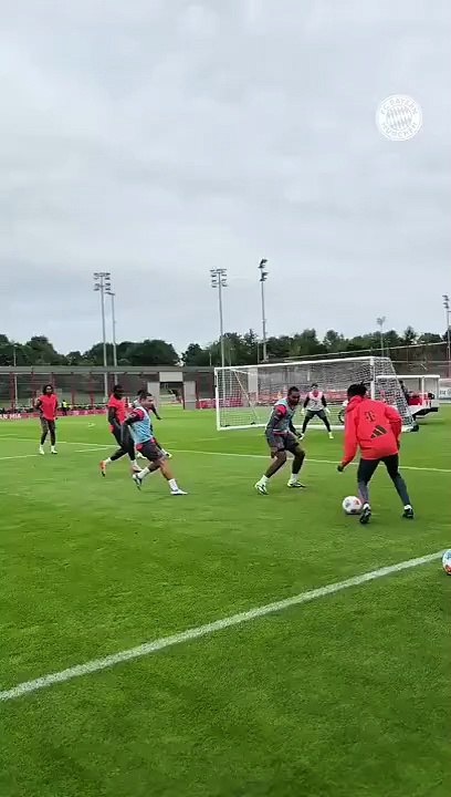 Luis Diaz no treino