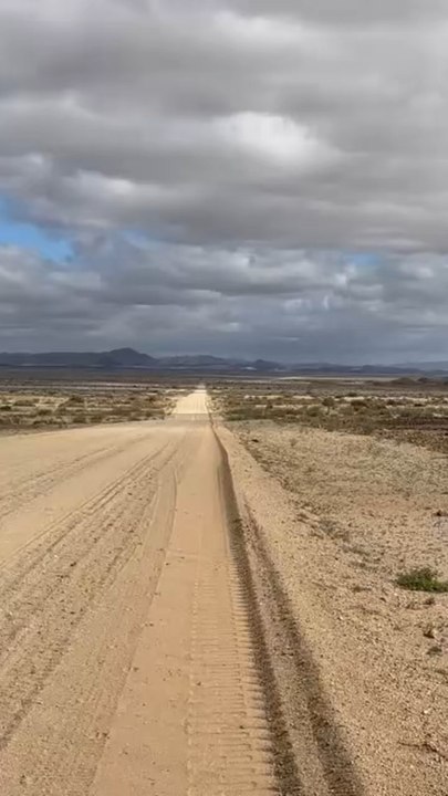 Découvrez l'Infinie Beauté de la Namibie 🌍