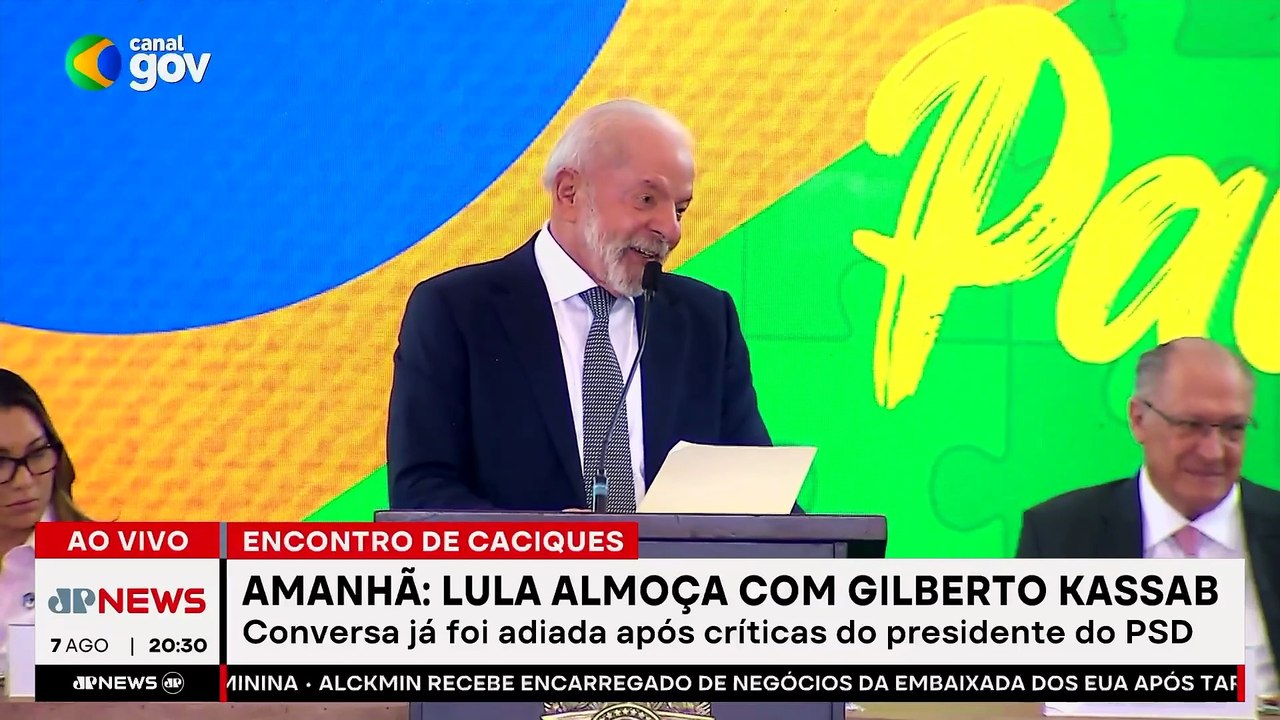Lula almoça com Gilberto Kassab e cobra fidelidade do PSD