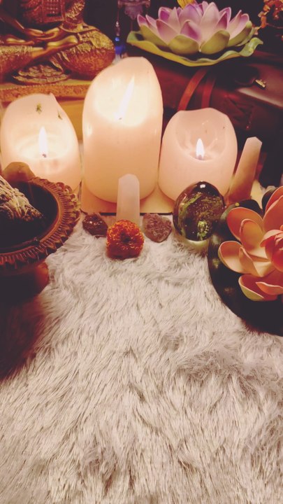 Something is shifting..Tarot readings