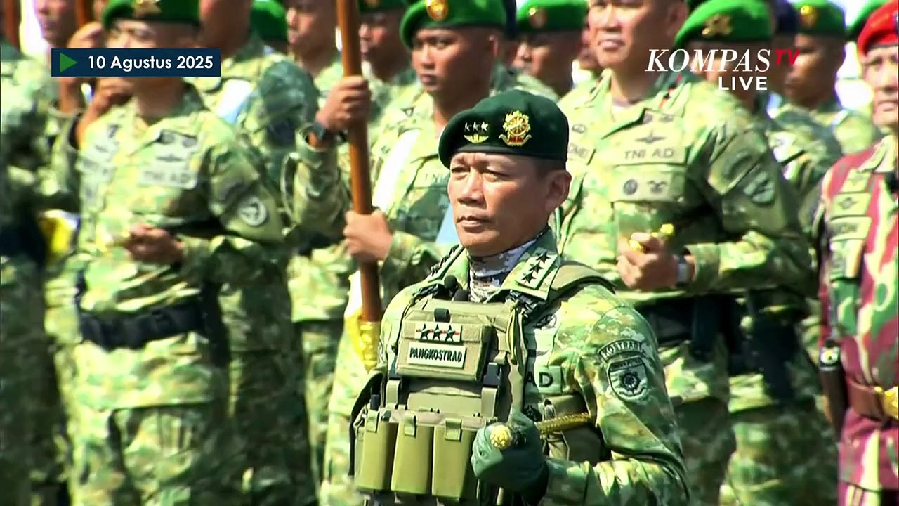Tinju Prabowo ke Bahu Purnawirawan Kopassus! Anugerahkan Bintang Sakti ke Putra Papua, Darius Bayani