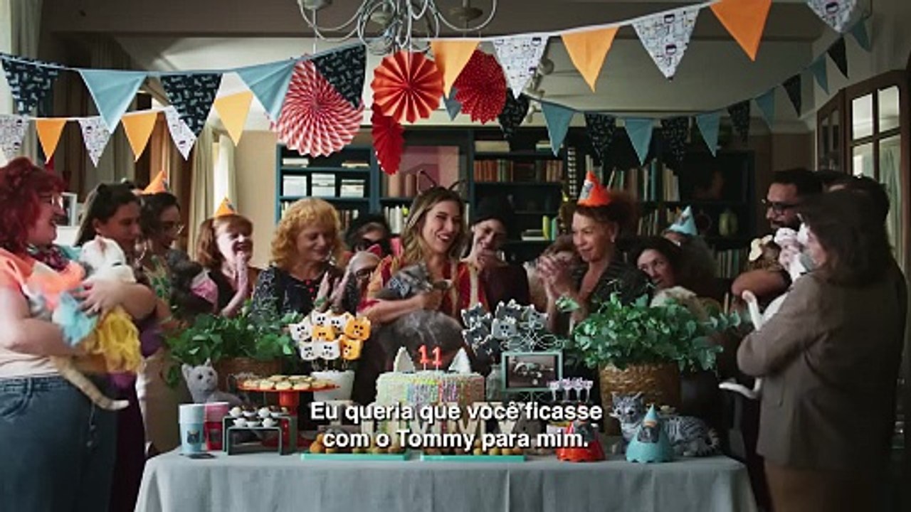 Uma Mulher Sem Filtro Trailer Oficial