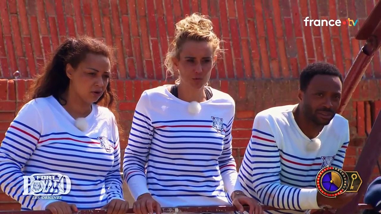 VOICI - Fort Boyard - Jungeli manque de faire échouer l'épreuve, mais dépasse sa peur