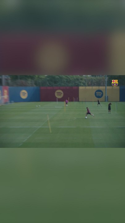 Golazo de Roony Bardghji