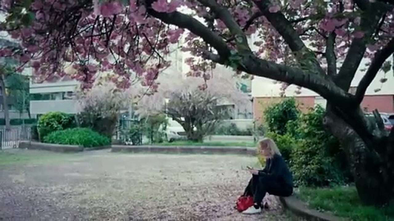 Ella: A Captivating French Lesbian Film You Must Watch 🇫🇷