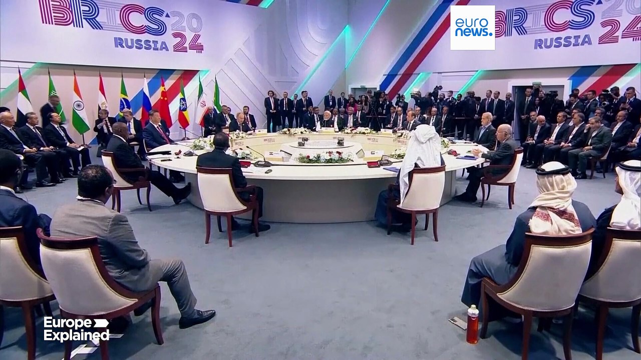 Прозвучат ли призывы к миру на саммите ШОС в Китае, куда в воскресенье отправится президент РФ