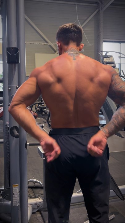 Séance dos de Siméon PANDA 🔥💪🏼