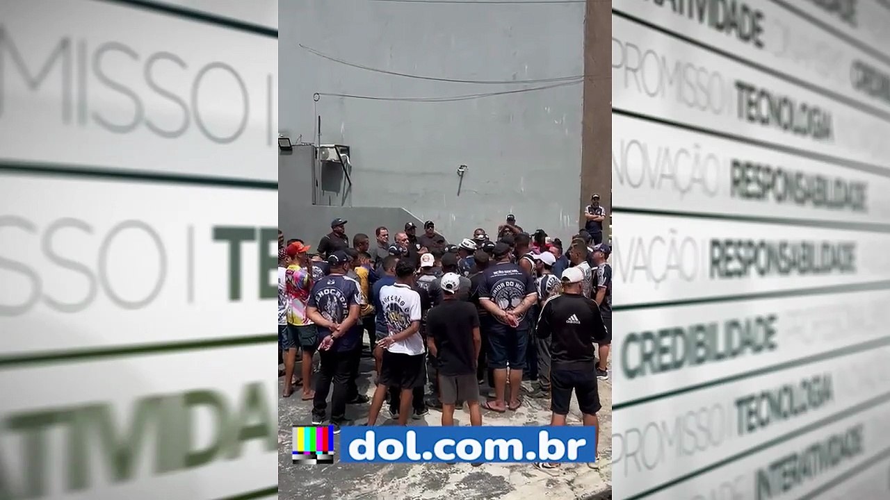 Torcida Remista reunida