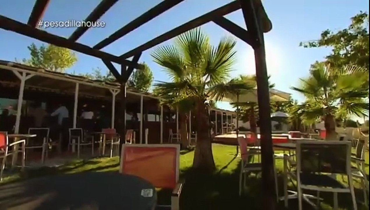 Pesadilla en la Cocina House Café